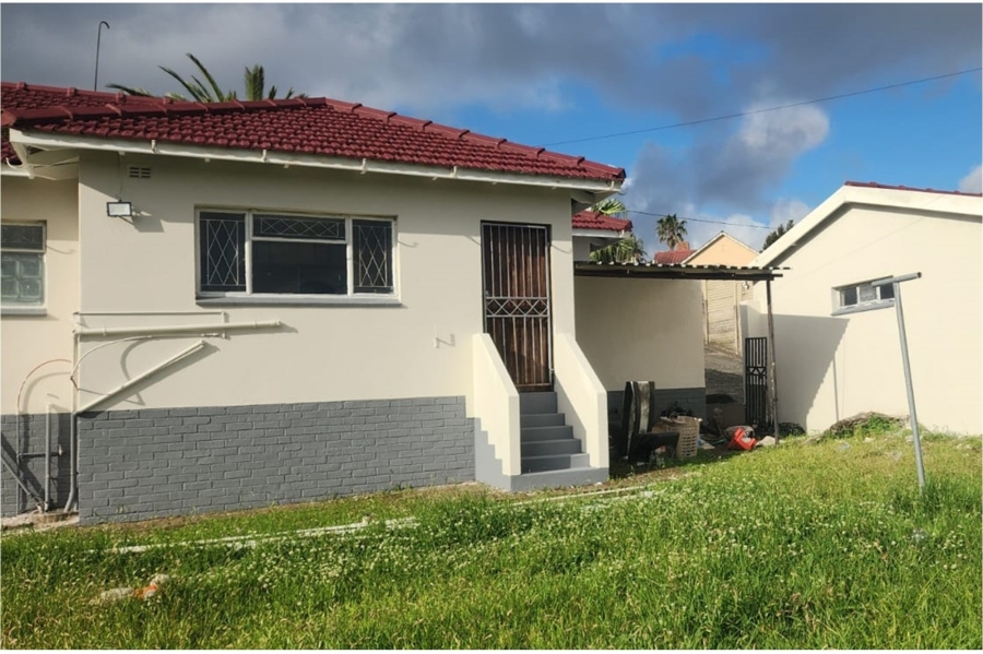 3 Bedroom Property for Sale in Cambridge Eastern Cape